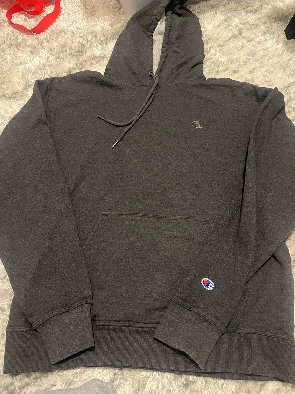 Champion Men’s Dark Gray Pullover Hoodie with Subtle Logo